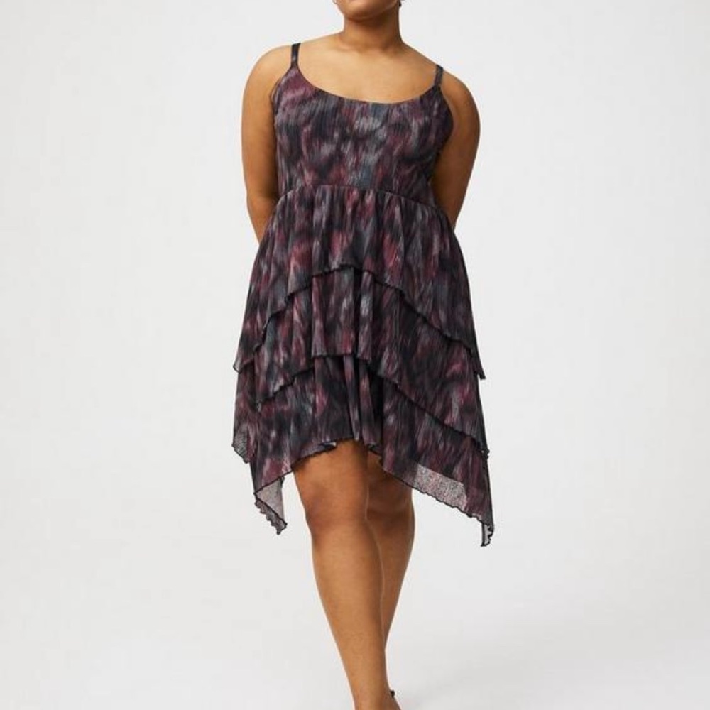 Torrid Size 1 New w tags Asymmetrical Layered Dress in Black and Purple